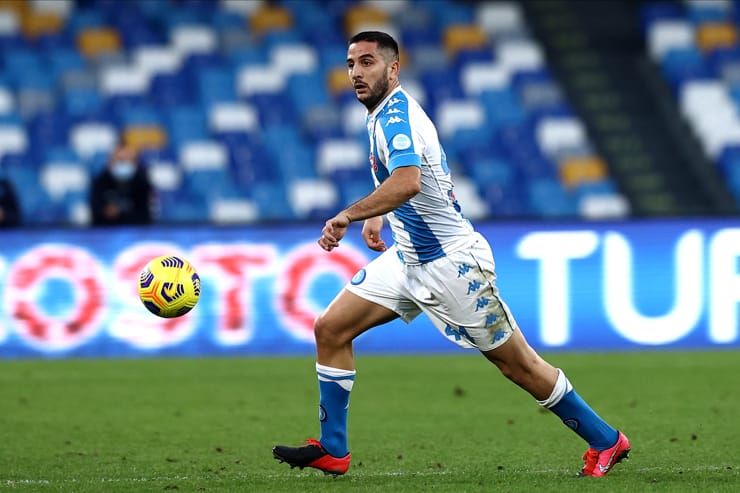Kostas Manolas in campo con la maglia del Napoli - Foto Lapresse - Ilpallonegonfiato