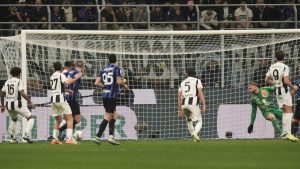Un'azione del match tra Inter e Juventus - Foto Lapresse - Ilpallonegonfiato